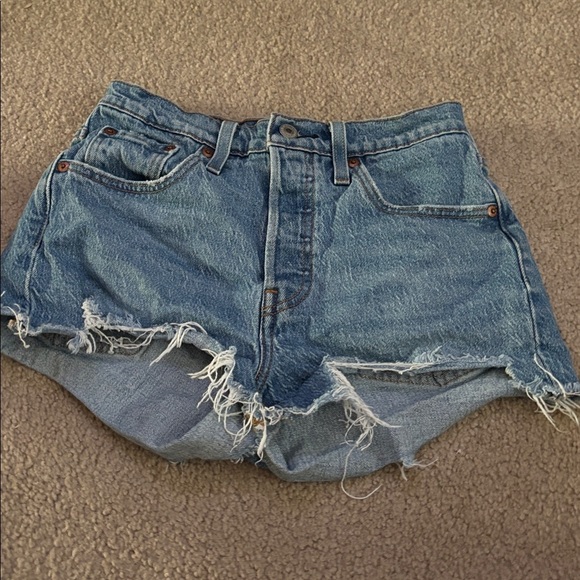 Levi's Light Blue High Rise Jean Shorts size 25 - Picture 2 of 6